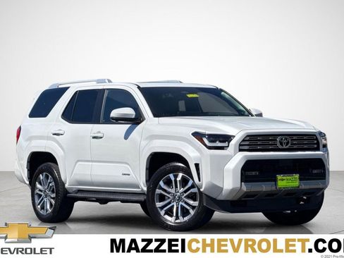 Used 2025 Toyota 4Runner 4WD image 1