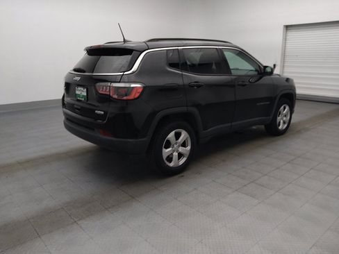 Used 2019 Jeep Compass Latitude w/ Popular Equipment Group AWD/4WD image 10