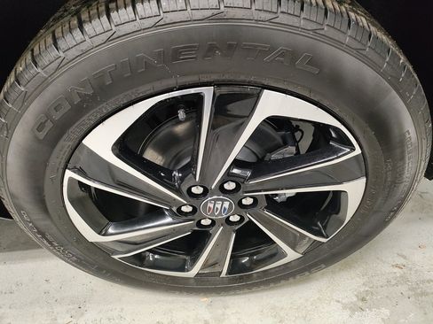 New 2026 Buick Enclave Sport Touring w/ Power Package image 21