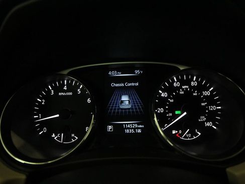 Used 2016 Nissan Rogue S w/ Appearance Package FWD image 16