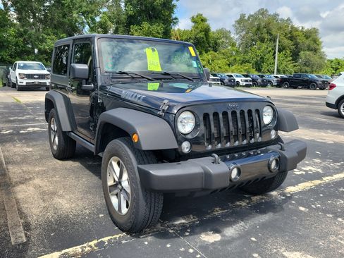Used 2017 Jeep Wrangler Sport AWD/4WD image 6