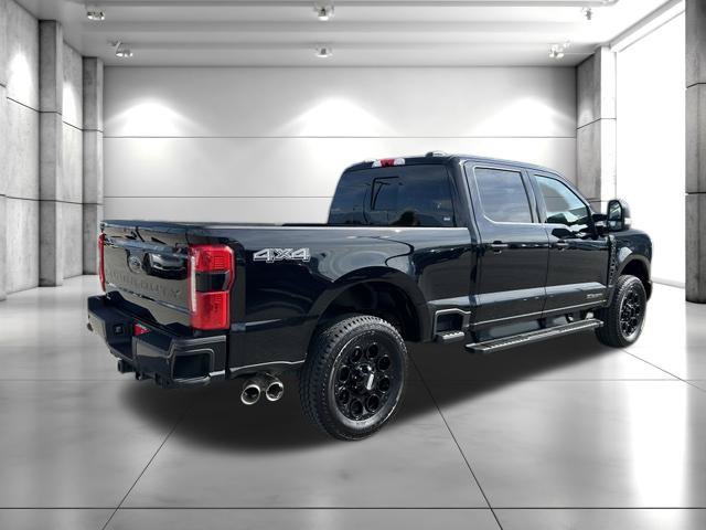 Used 2026 Ford F350 Lariat w/ Black Appearance Package AWD/4WD image 8