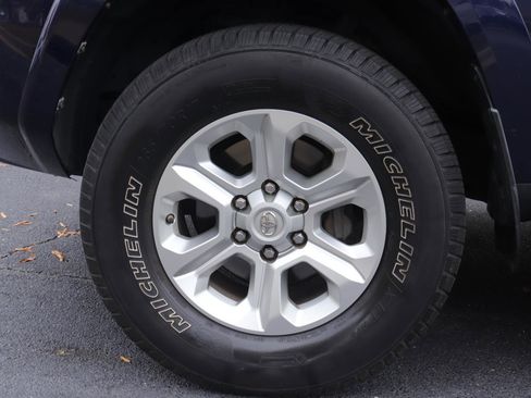 Used 2015 Toyota 4Runner SR5 Premium image 35