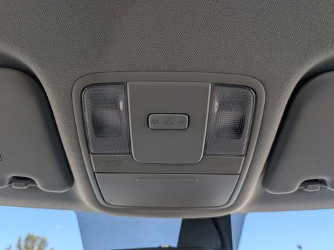 Used 2025 Kia Soul LX w/ LX Technology Package FWD image 20