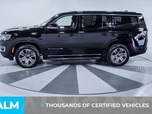 Used 2024 Jeep Wagoneer Series II w/ Flexible Seating Group image 4