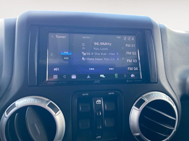 Used 2016 Jeep Wrangler Unlimited Sahara w/ Max Tow Package AWD/4WD image 22