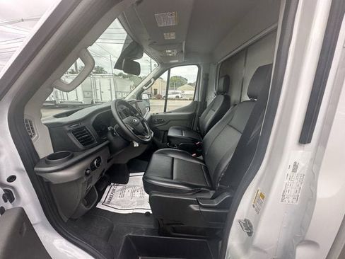 Used 2024 Ford Transit 350 image 9