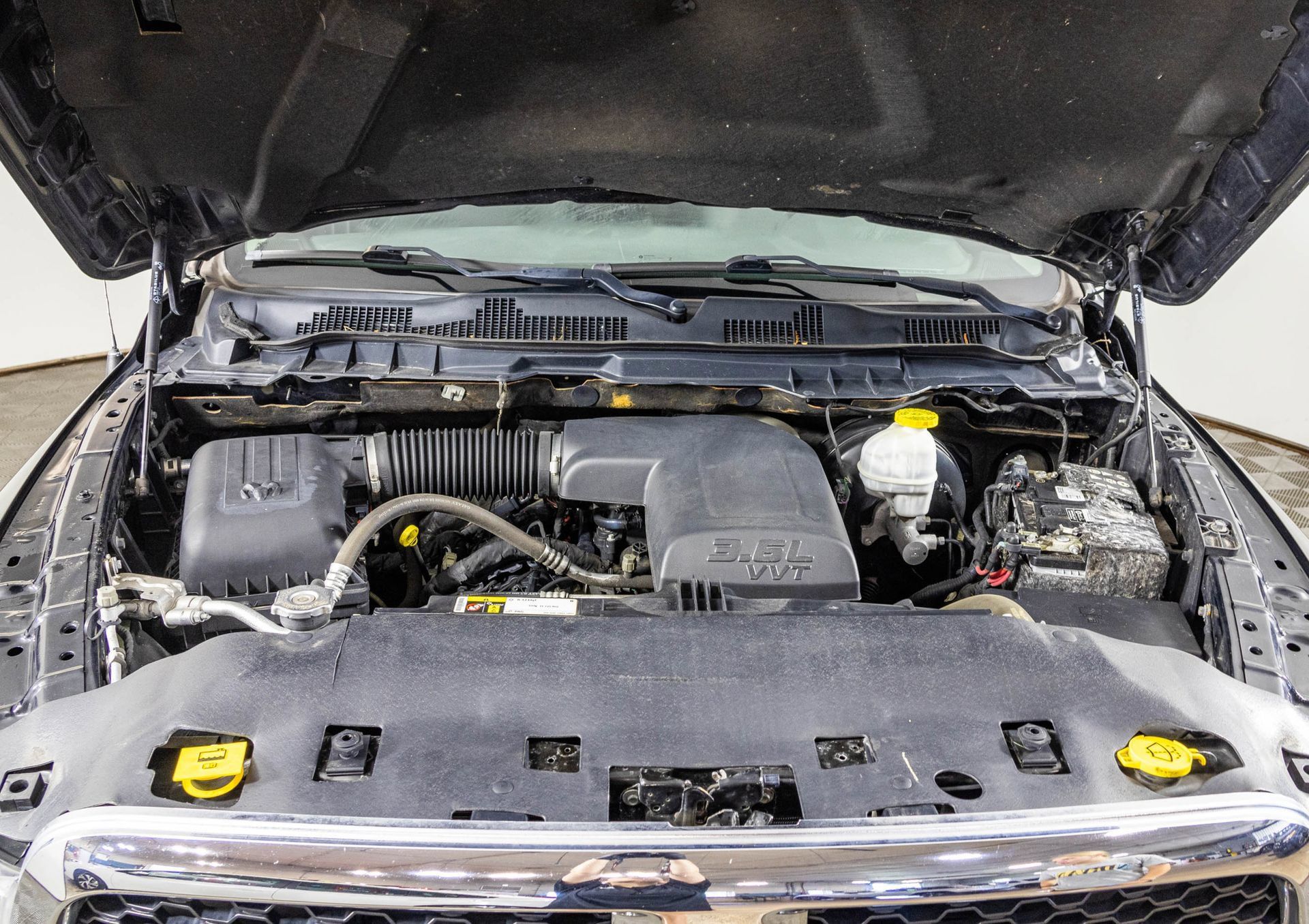 Used 2019 RAM 1500 Tradesman w/ Tradesman SXT Package AWD/4WD image 48