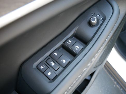 New 2025 Jeep Grand Cherokee Limited w/ Luxury Tech Group II image 7