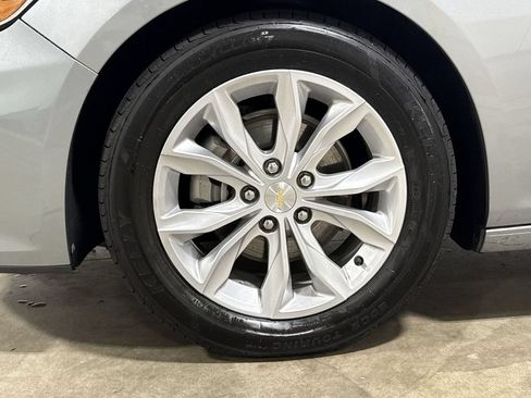 Used 2024 Chevrolet Malibu LT FWD image 26