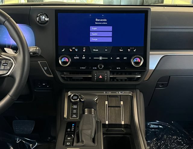 Used 2025 Lexus GX 550 AWD/4WD image 36