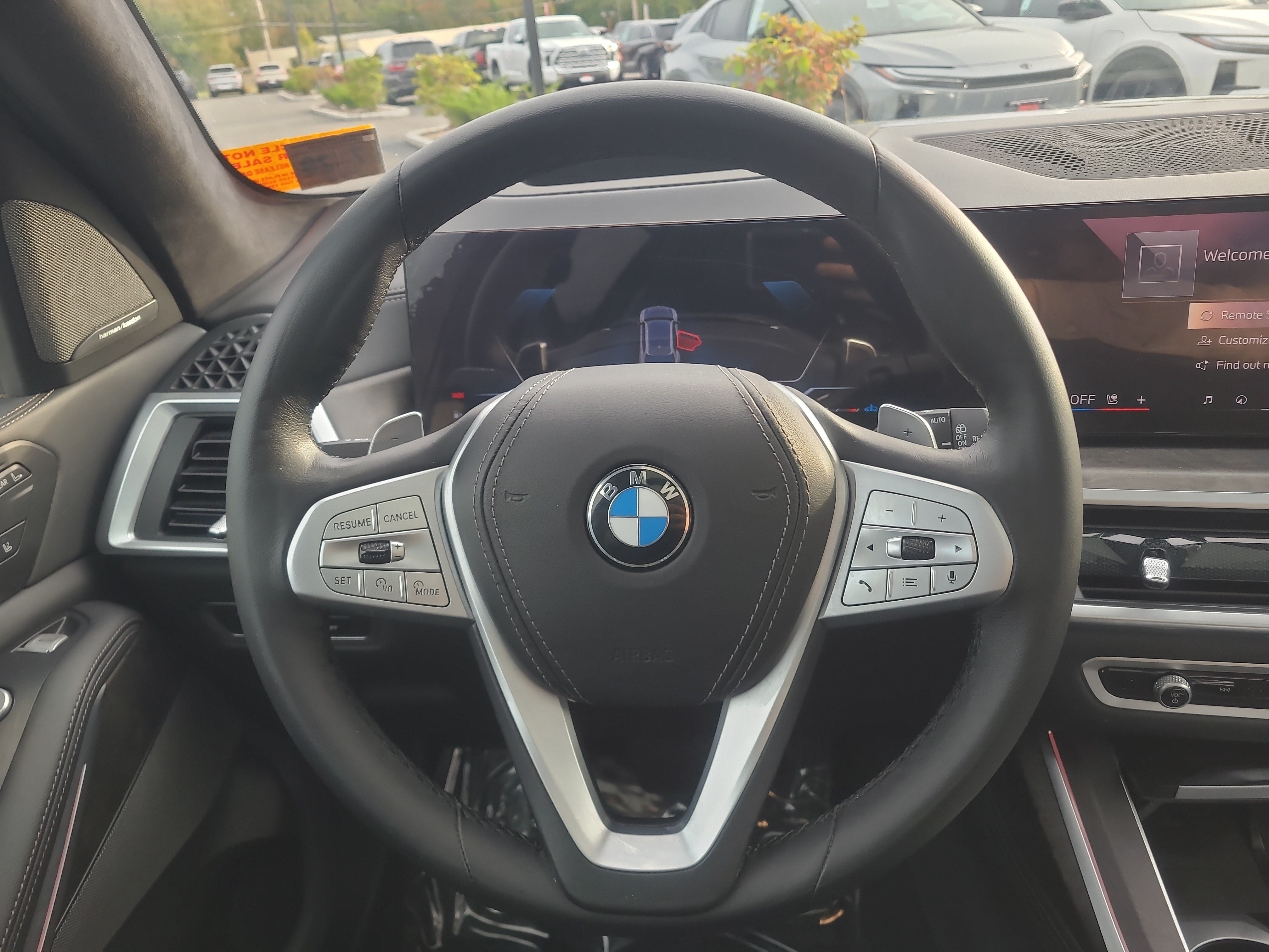Used 2024 BMW X7 xDrive40i w/ Premium Package AWD/4WD image 22