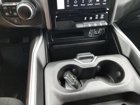 Used 2023 RAM 1500 Big Horn image 26