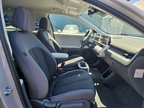 Used 2024 Hyundai Ioniq 5 SEL RWD image 10