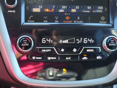 Used 2020 Nissan Murano S w/ Technology Package image 12