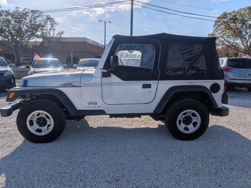 Used 2003 Jeep Wrangler SE image 4