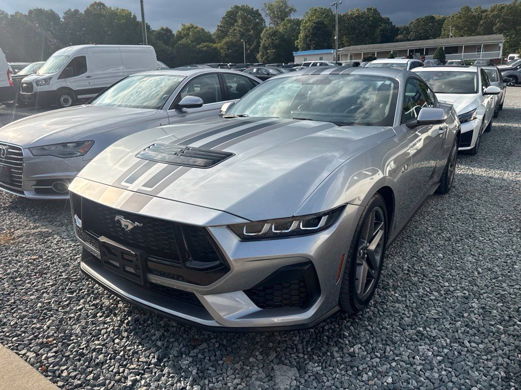 Used 2024 Ford Mustang GT Premium RWD image 1