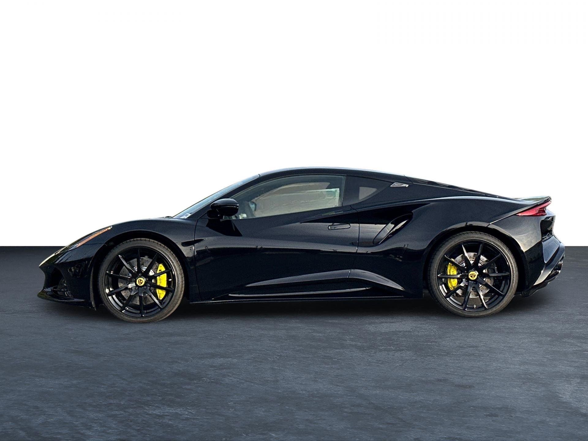 Used 2025 Lotus Emira RWD image 4