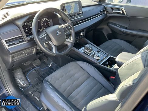 Used 2023 Mitsubishi Outlander SE image 6