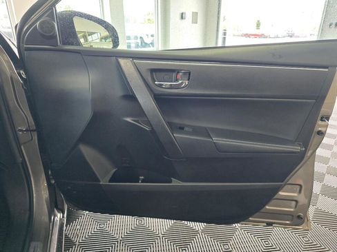 Used 2017 Toyota Corolla XLE w/ Carpet Mat Package (TMS) image 42