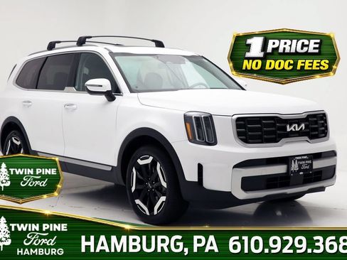 Used 2025 Kia Telluride S AWD/4WD image 1