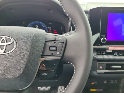 New 2026 Toyota Camry SE FWD image 23