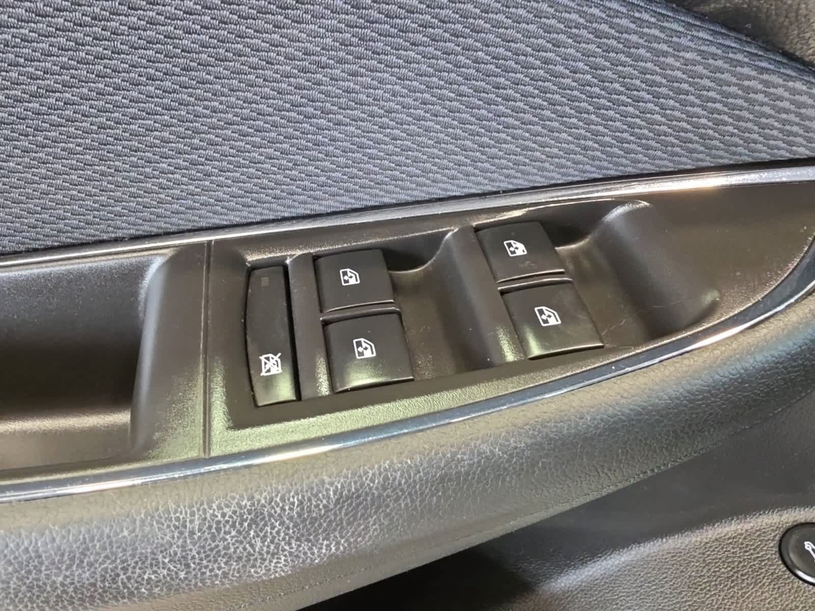 Used 2019 Chevrolet Cruze LS w/ LS Convenience Package FWD image 18