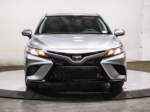 Certified 2020 Toyota Camry SE FWD image 6
