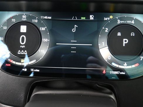 Used 2024 Land Rover Range Rover Sport Dynamic SE image 12