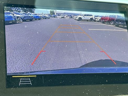Certified 2019 Chevrolet Equinox LT w/ Sun & Navigation Package FWD image 29