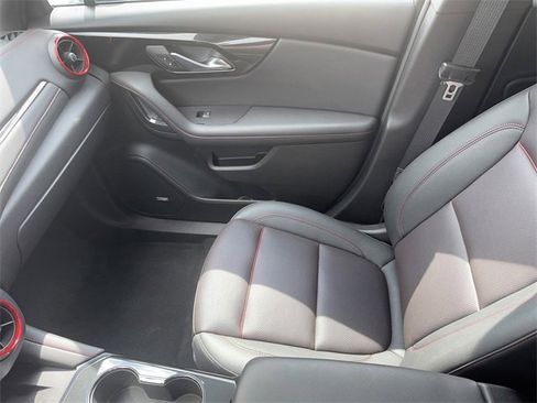 Used 2025 Chevrolet Blazer RS image 20