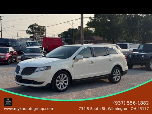 Used 2013 Lincoln MKT AWD image 40