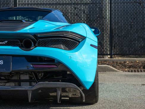 Used 2022 McLaren 720S Spider image 35