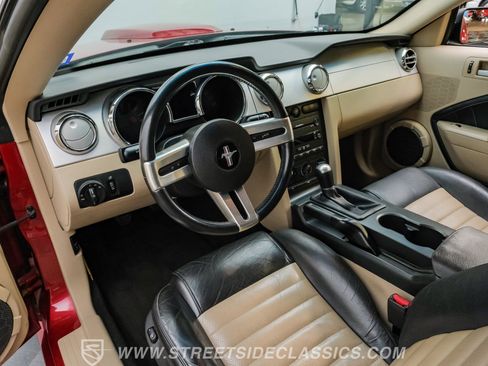 Used 2007 Ford Mustang GT image 4