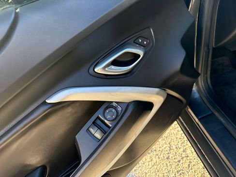Used 2018 Chevrolet Camaro SS image 12