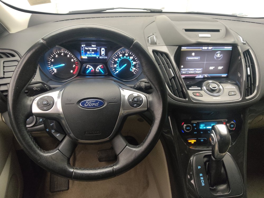 Used 2015 Ford Escape Titanium FWD image 22