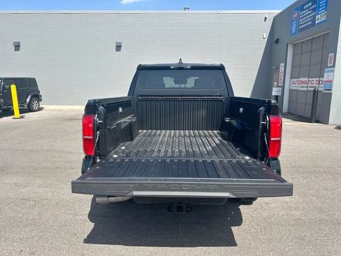 Used 2026 Toyota Tacoma SR5 AWD/4WD image 25