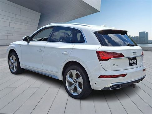 Used 2023 Audi Q5 2.0T Premium Plus w/ Premium Plus Package image 4