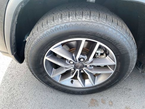 Used 2021 Jeep Grand Cherokee Limited w/ Luxury Group II image 41