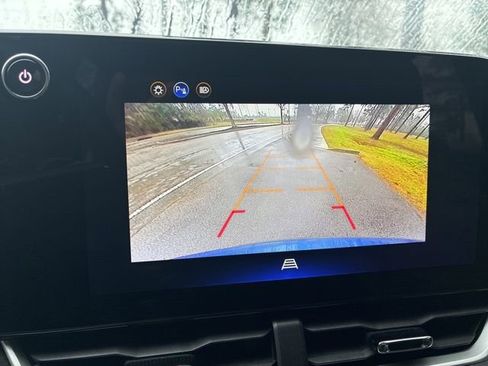 Used 2025 Chevrolet Equinox LT image 31