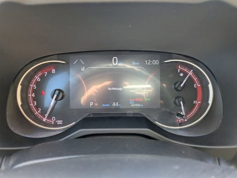 Used 2023 Toyota RAV4 XLE image 31