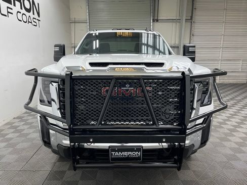 Used 2026 GMC Sierra 3500 Pro w/ 1SA Pro Safety Plus Package AWD/4WD image 9