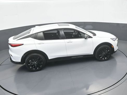 Used 2024 Buick Envista Sport Touring w/ Experience Buick Package image 53