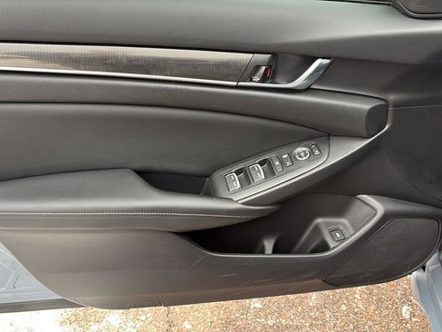 Used 2022 Honda Accord Sport image 8