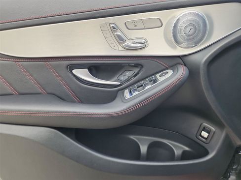 Used 2021 Mercedes-Benz GLC 300 image 22