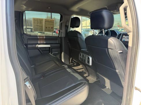 Used 2019 Ford F150 Lariat image 21