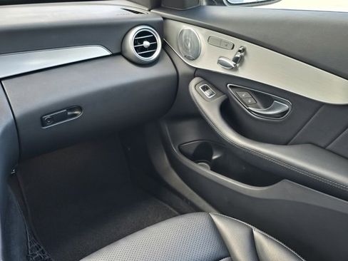 Used 2019 Mercedes-Benz C 300 Sedan image 20