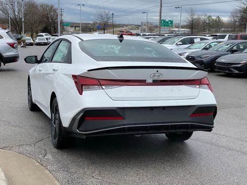 New 2026 Hyundai Elantra Sport FWD image 5