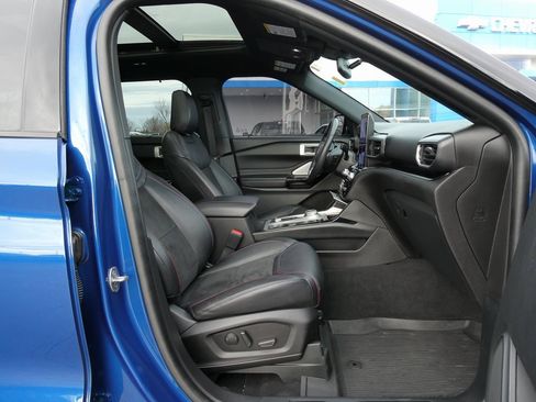 Certified 2022 Ford Explorer ST w/ Equipment Group 401A image 13