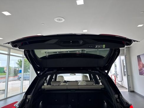 New 2026 BMW X5 xDrive50e w/ Executive Package AWD/4WD image 10